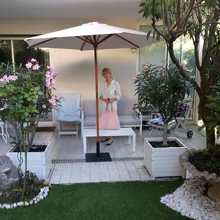 Jardin Апартаменты *
